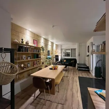 Apartment Avec Cour Bordeaux