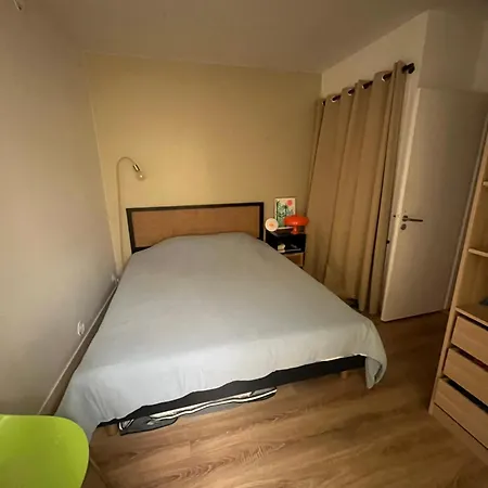 Appartement Avec Cour