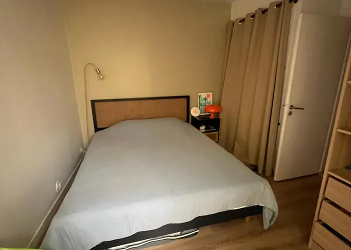Appartement Avec Cour